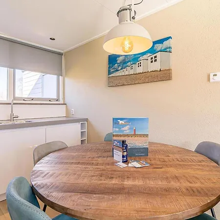 Cozy With Hot Tub On Texel Casa de Férias Den Burg