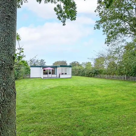 Cozy With Hot Tub On Texel Casa de Férias