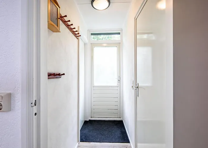 Feriehus Cozy With Hot Tub On Texel Den Burg