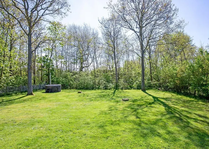 Feriehus Cozy With Hot Tub On Texel