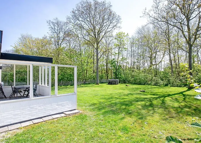 Cozy With Hot Tub On Texel Den Burg