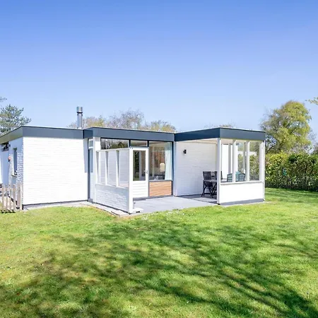 Cozy With Hot Tub On Texel