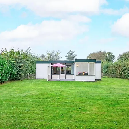 Cozy With Hot Tub On Texel