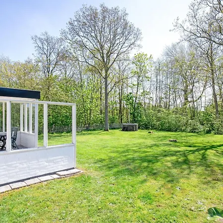 Cozy With Hot Tub On Texel Den Burg